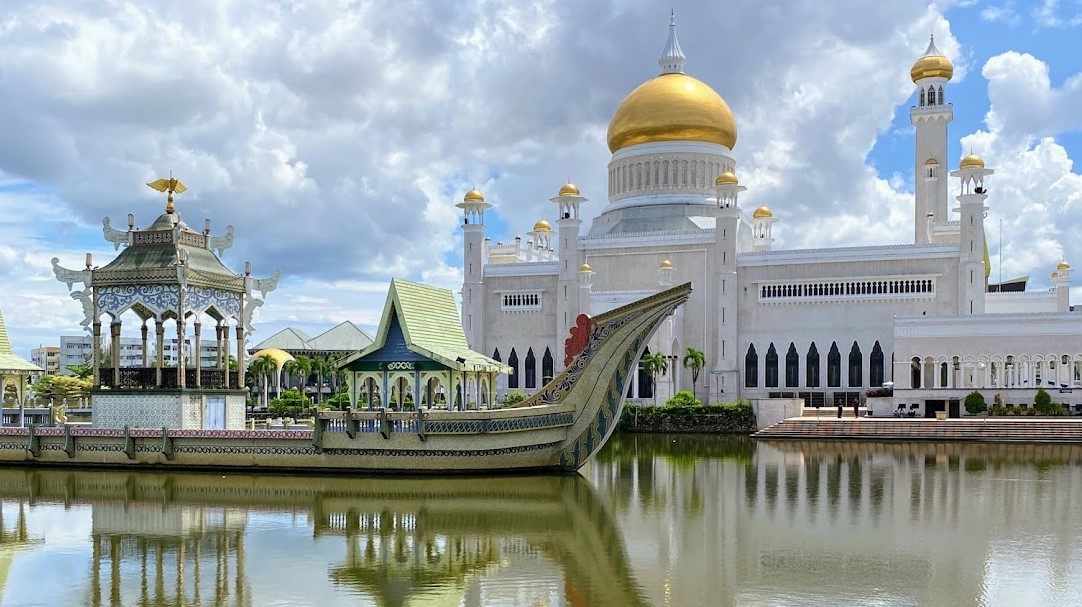 I Love Kuching Sign Sarawak